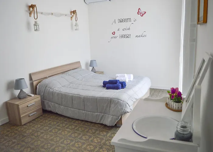 Sofia Pretty Appartament Tatil Evi Palermo